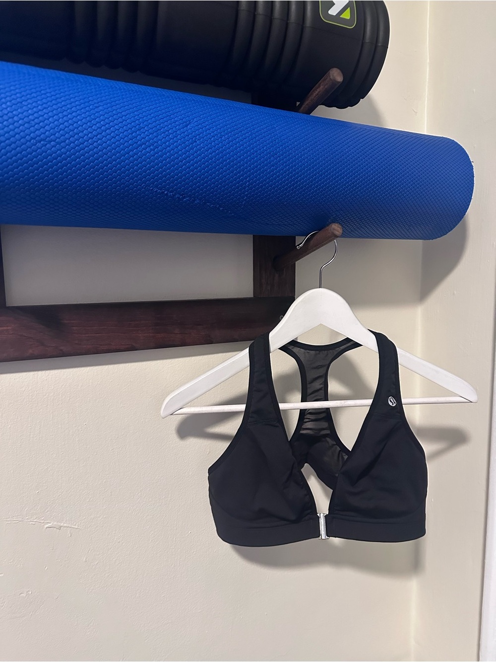 Vintage Lululemon Athletica Black Front-Zip Sports Bra - Medium Support